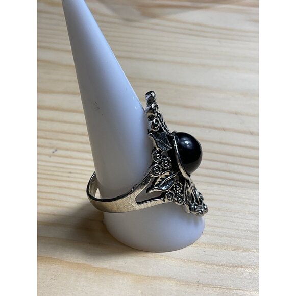 Vintage Silver Ornate Black Onyx Cabochon Cocktail Ring - Picture 2 of 4